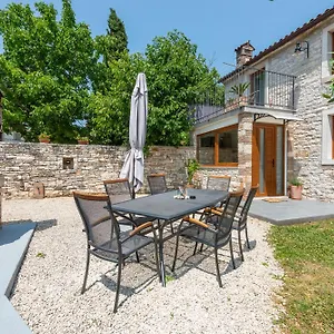Casa Sossi Near Rovinj Ferienhaus